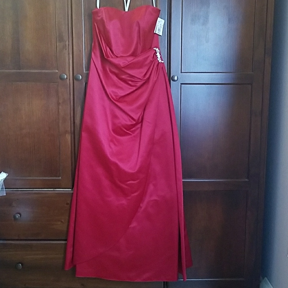David's Bridal Bridesmaid Dresses - Picture 2 of 8